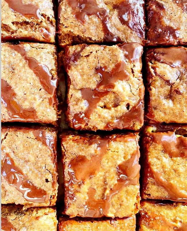 Image of SALTED CARAMEL BLONDIES WITH A CHOCOLATE PEANUT BUTTER DRIZZLE 🤩🤩